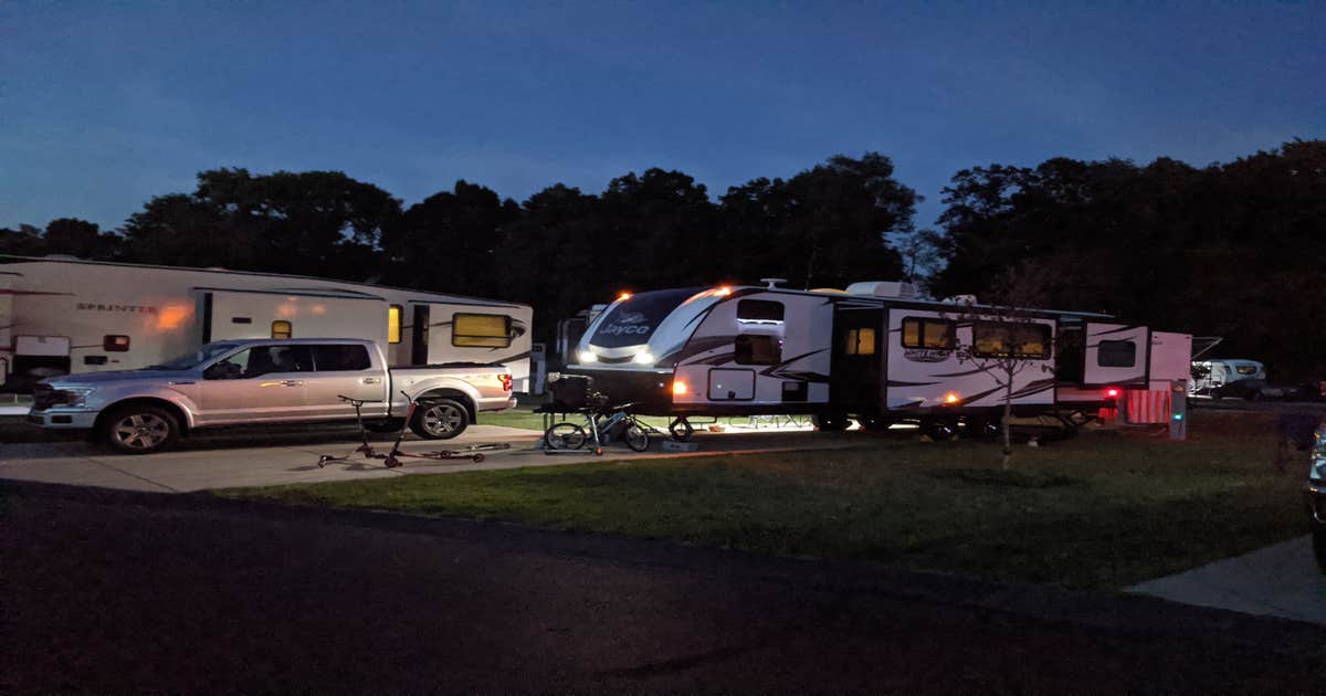 Saugatuck, MI - Top RV Parks & Full-Hookup Campgrounds