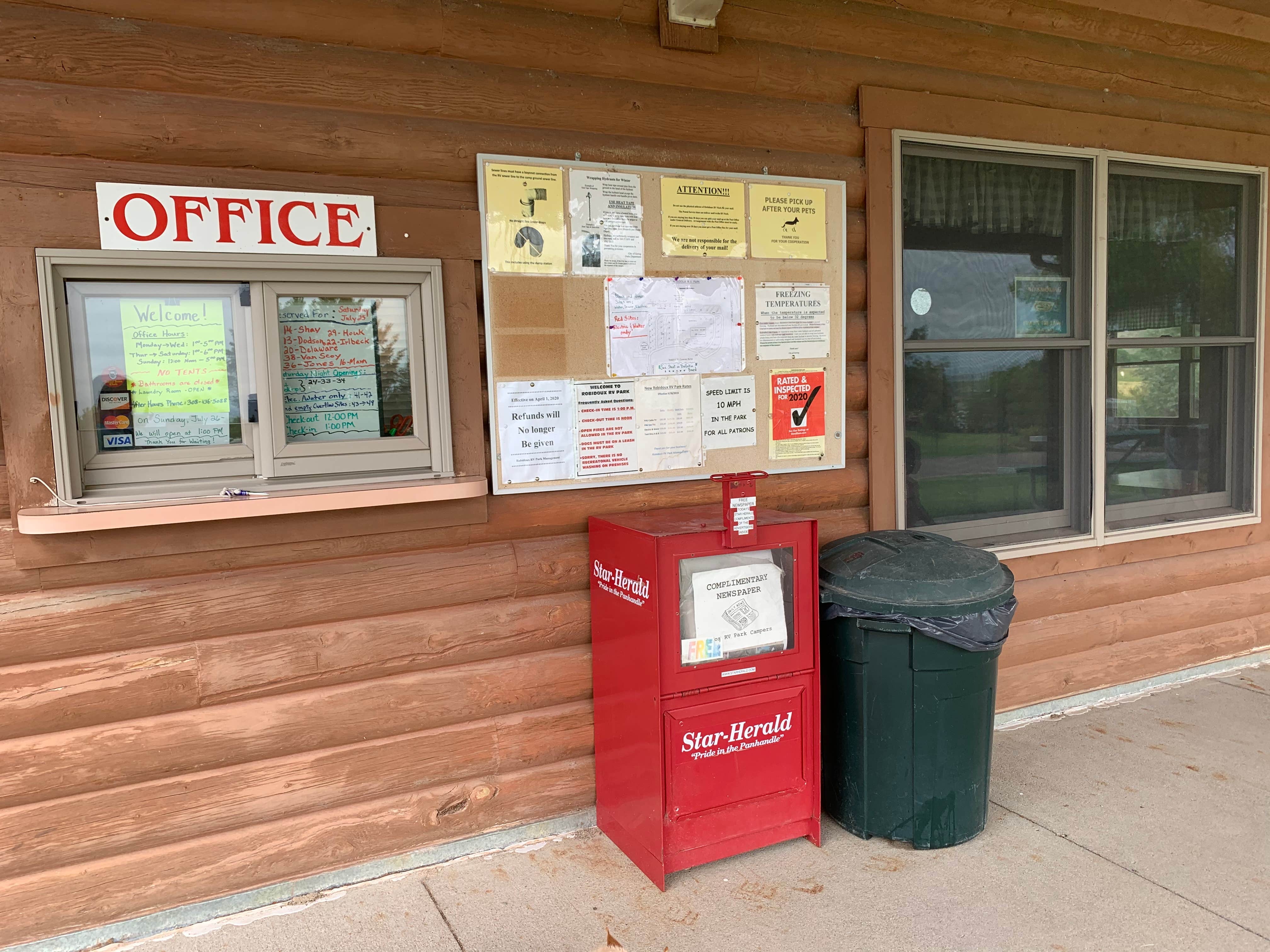 Camping near Captain Critters Country Campground: Robidoux RV Park, Gering, Nebraska
