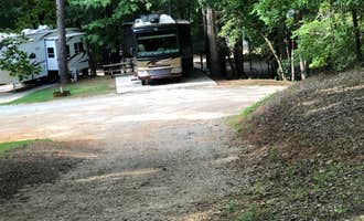 Camping near Southern Harbor: 3 Creeks Campground, Wildwood, Georgia