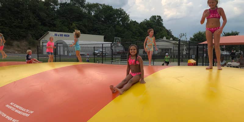 Camper submitted image from River Plantation RV Resort