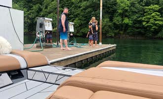 Camping near Willow Grove Campground: Star Point Marina, Byrdstown, Tennessee