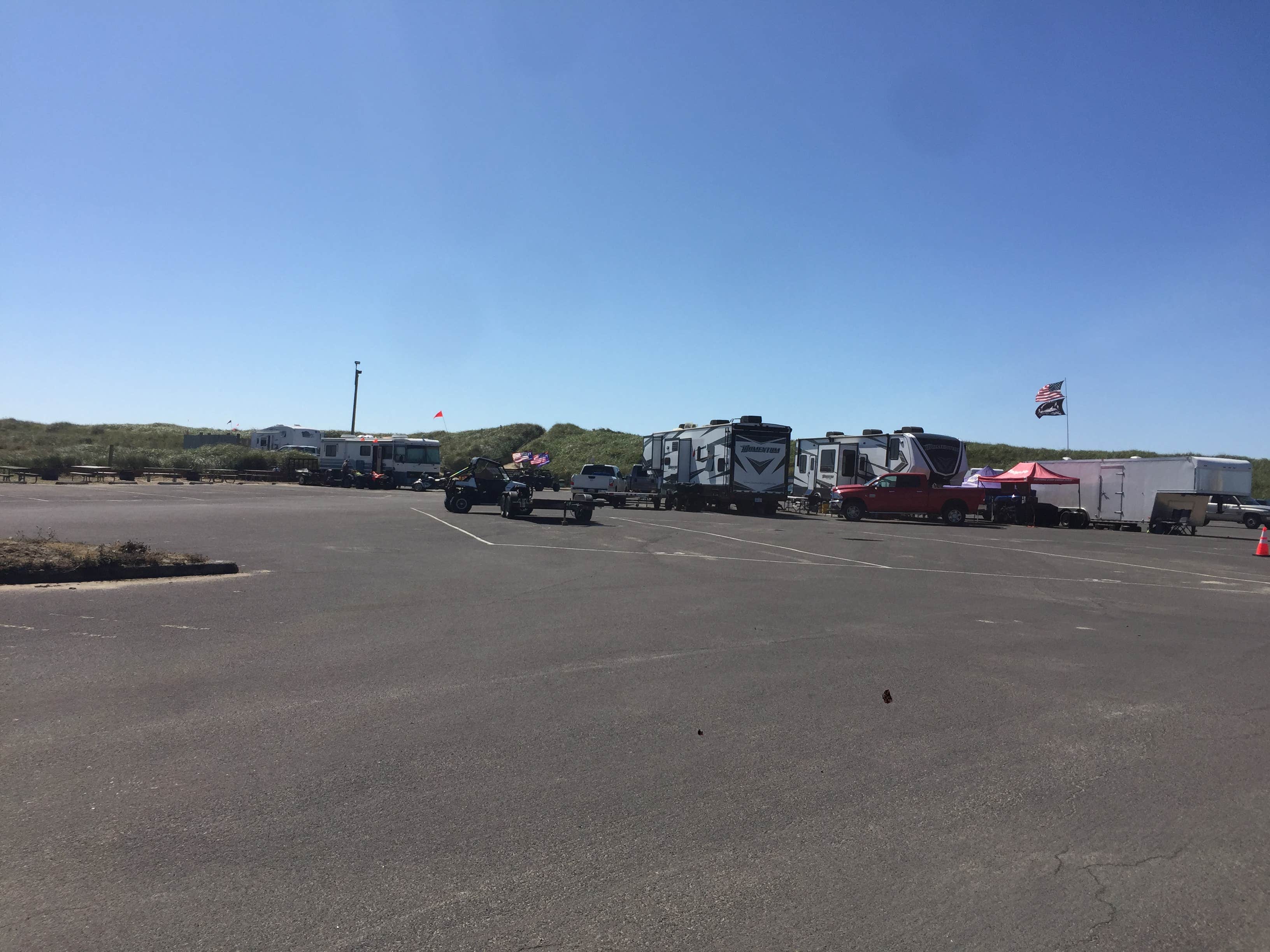 Camper submitted image from Horsfall Beach - 2