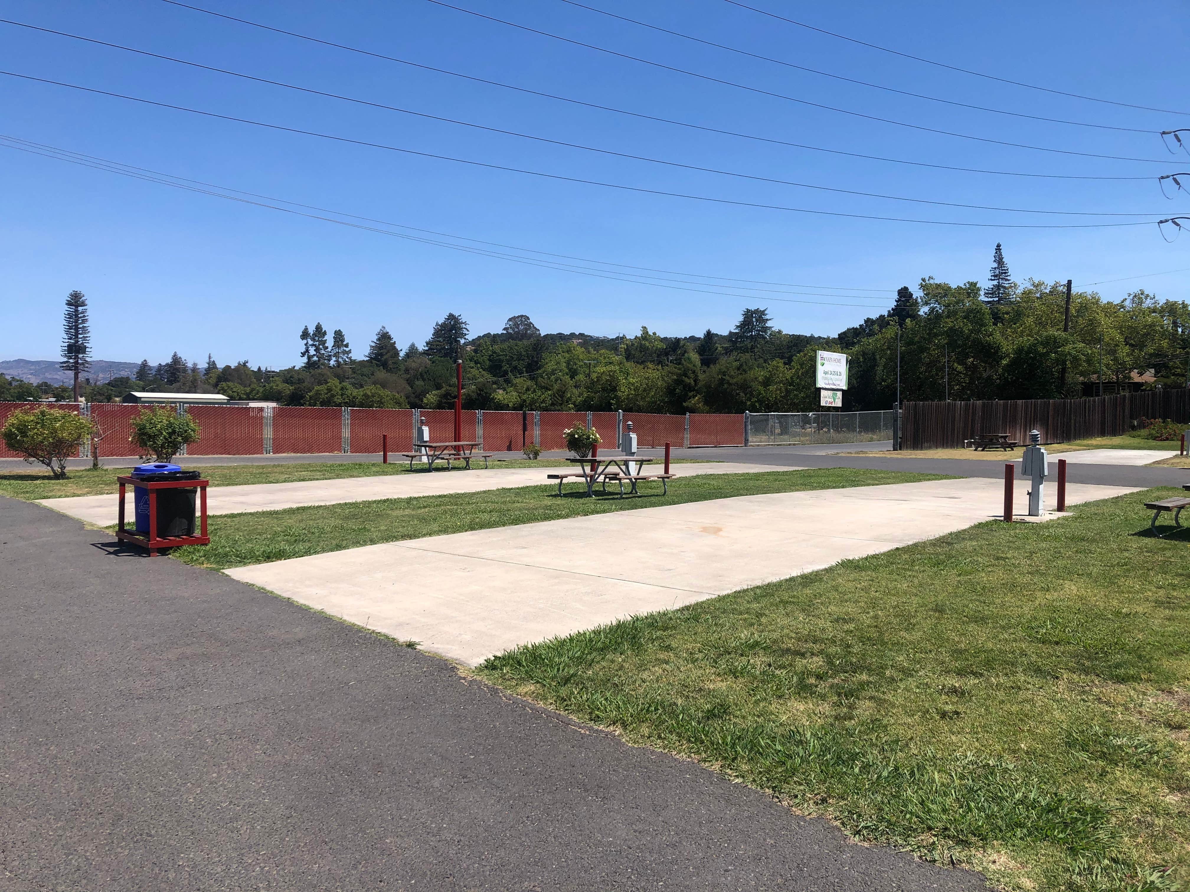 Camper submitted image from Napa Valley Expo RV Park - 4