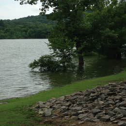 Public Campgrounds: Wax - Nolin River Lake