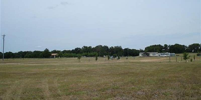 Camper submitted image from Lark Rd RV Park