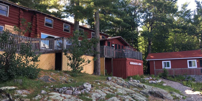 Camper submitted image from Arrowhead Lodge