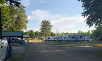 Camping near Virginia's Beach Campground: Evergreen Lake Park, Conneaut, Ohio