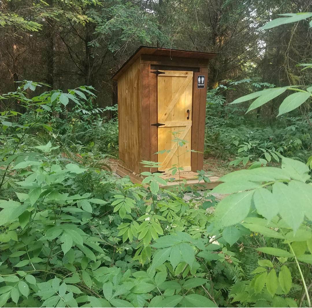 Four Directions Retreat Camping Rainier, OR