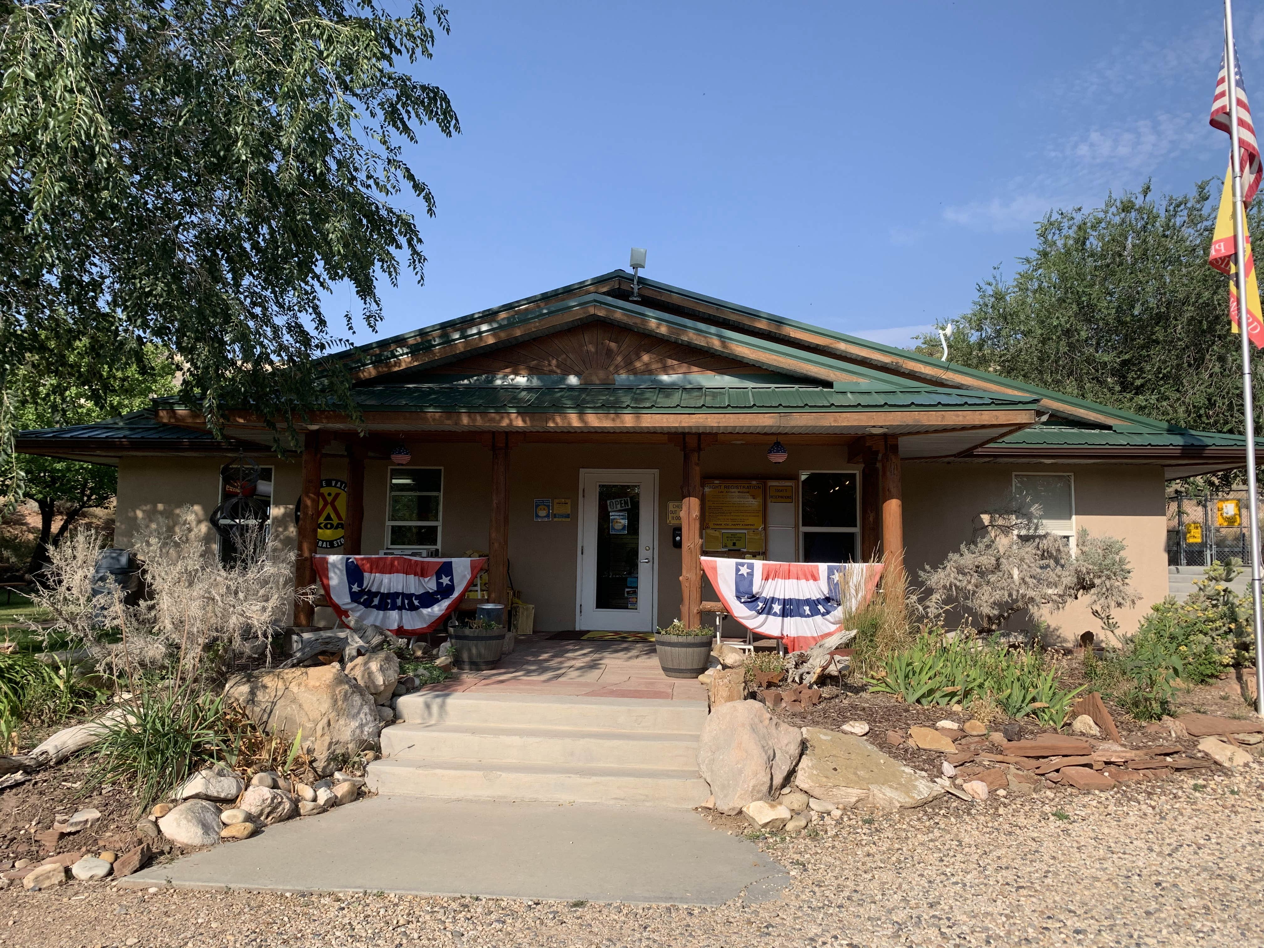 Camper submitted image from Bryce Canyon RV Resort by Rjourney - 3
