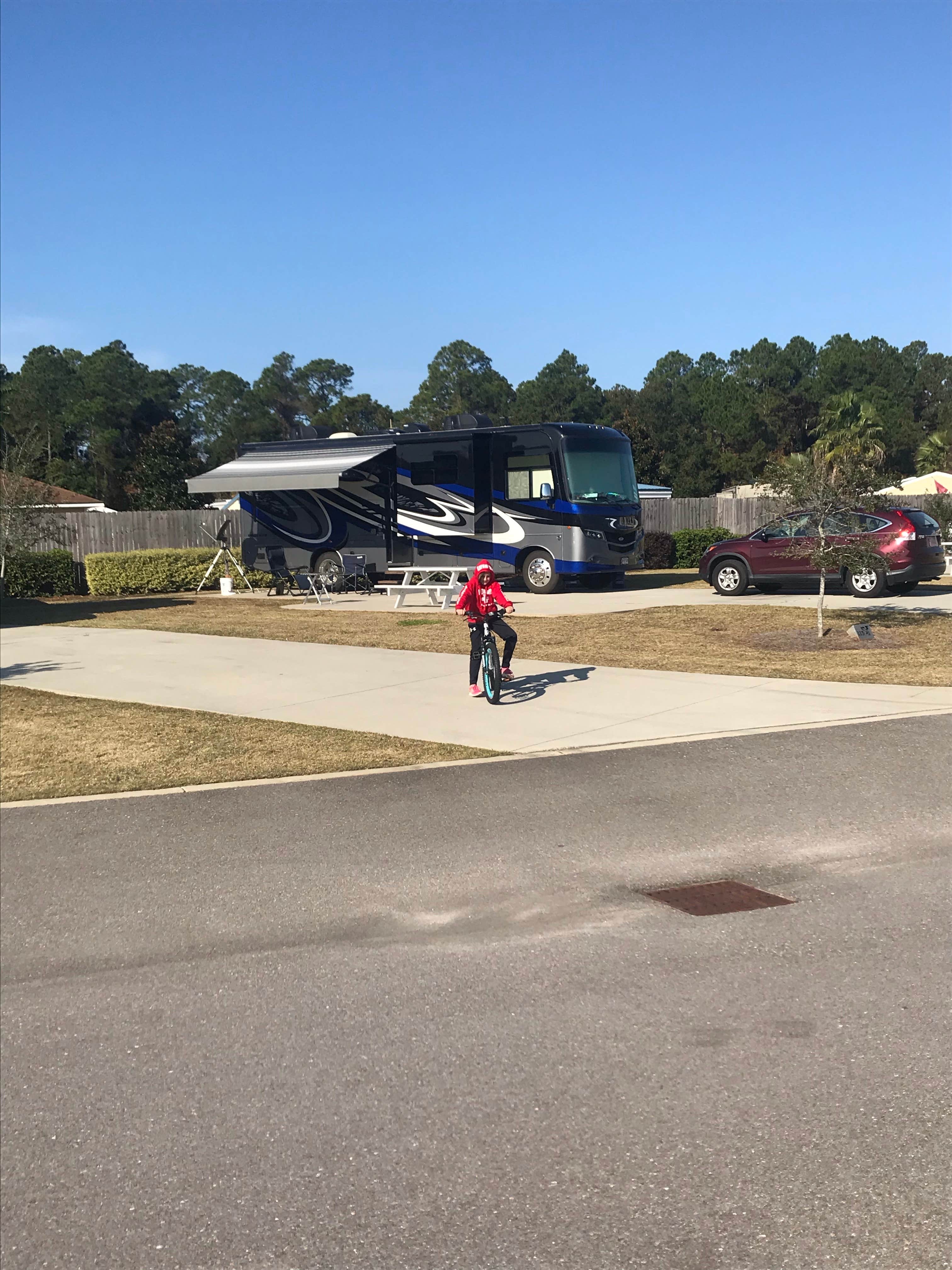 Camper submitted image from Sun Outdoors Orange Beach - 5
