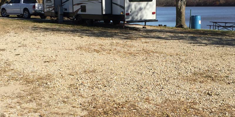Camper submitted image from Sabetha Lake