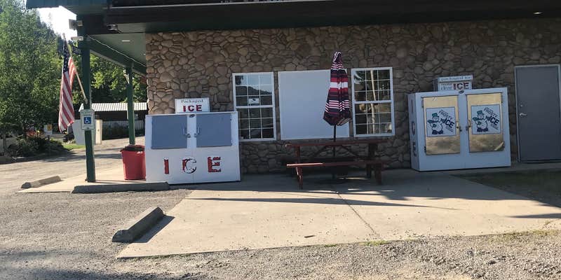 Camper submitted image from Deer Lake Resort