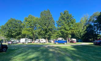 Camping near Piebald Mountain: Broken Wheel Campground, Petersburg, New York