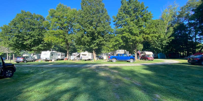 Camper submitted image from Broken Wheel Campground