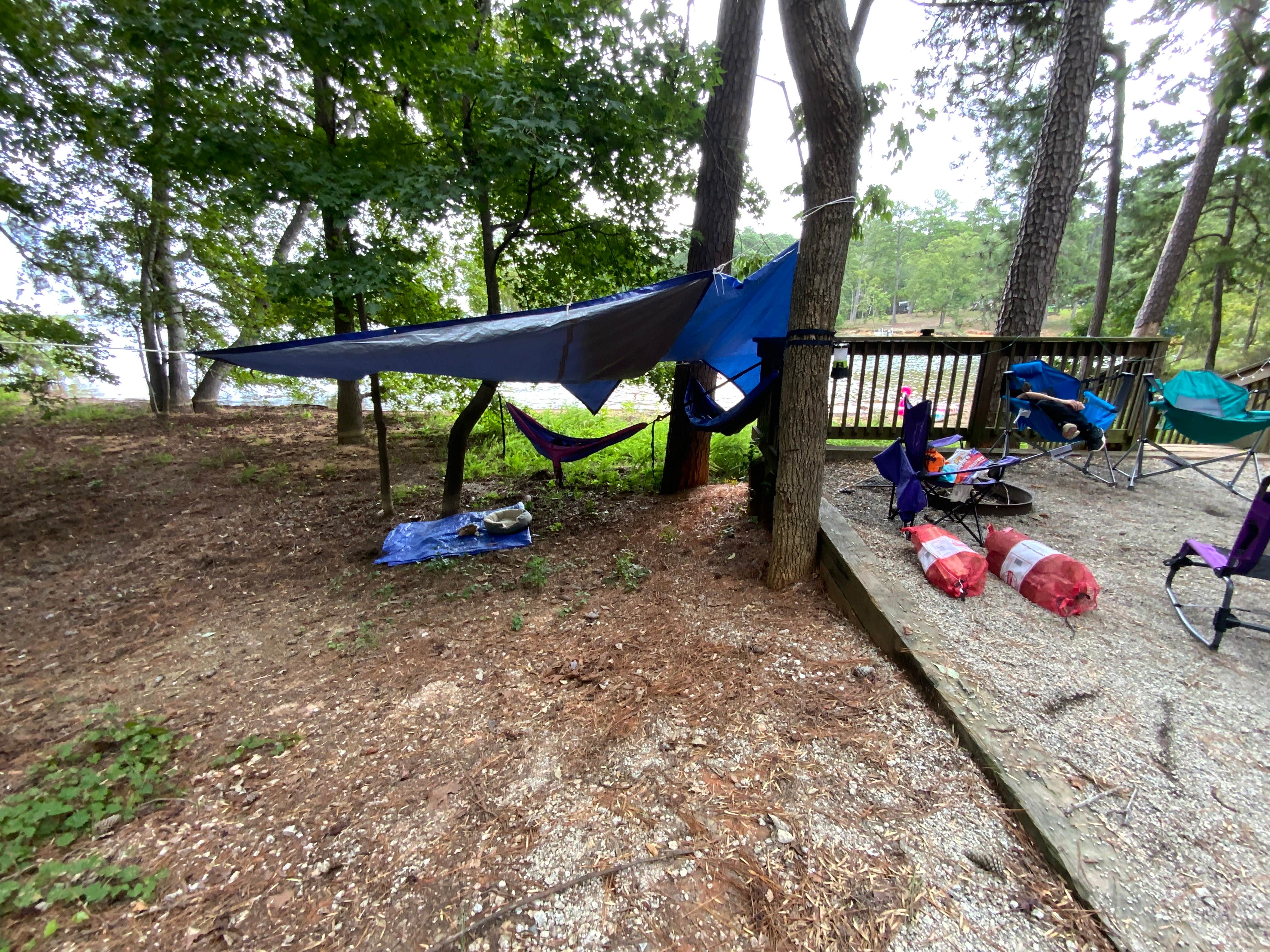 Mistletoe State Park Campground