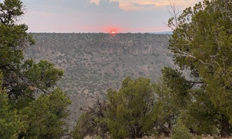 Camping near High Heaven: Cebolla Mesa Campground, San Cristobal, New Mexico
