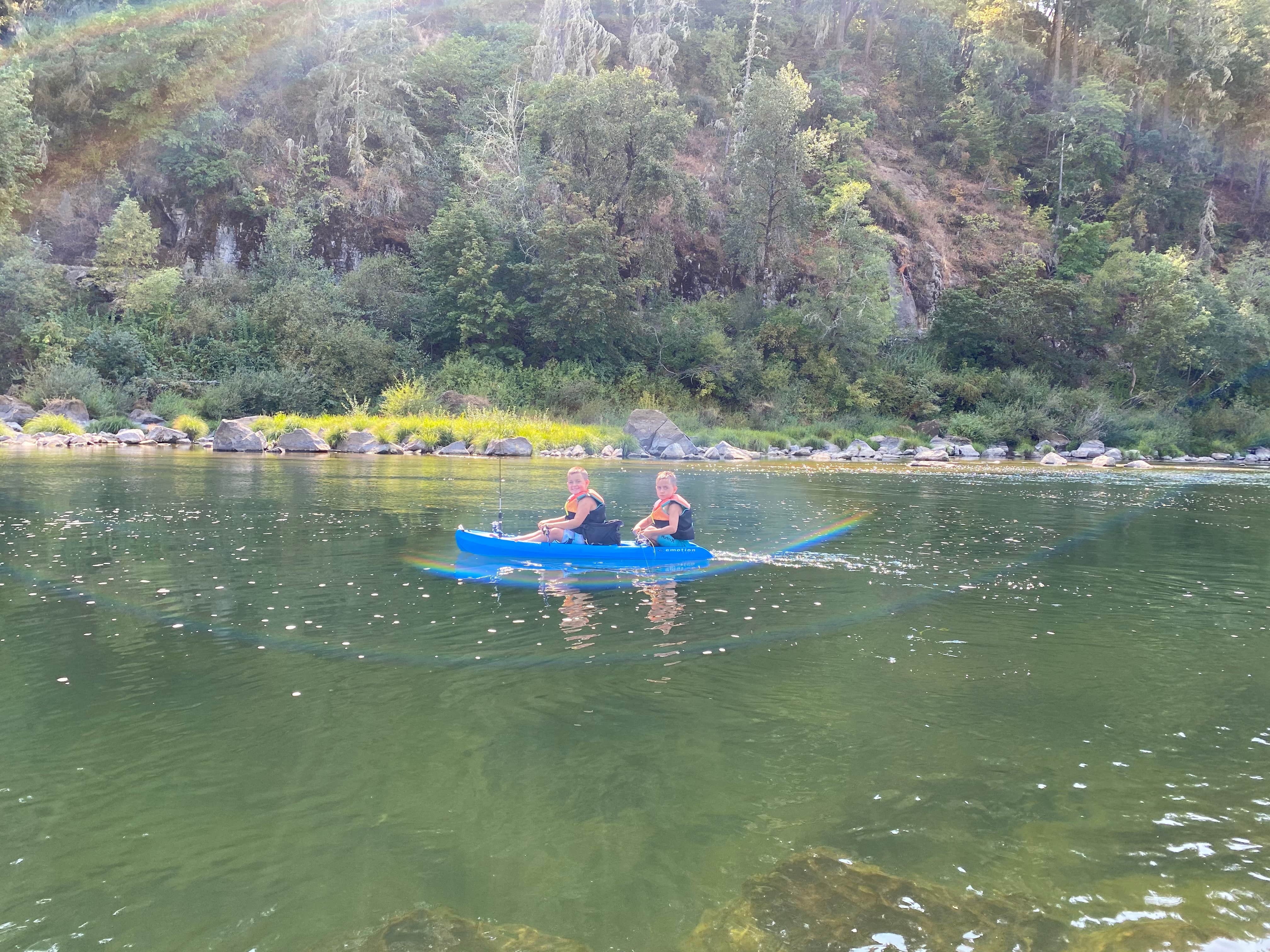 Camper submitted image from Umpqua Riverfront RV Park and Boat Ramp - 2