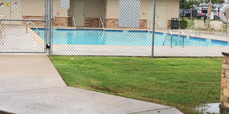 Camper submitted image from Winstar RV Park