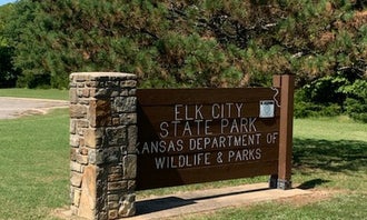 Camping near Overlook: Prairie Meadow Campground — Elk City State Park, Independence, Kansas