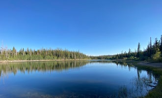 Camping near Grizzly Creek Guard Station: Hidden Lakes, Coalmont, Colorado