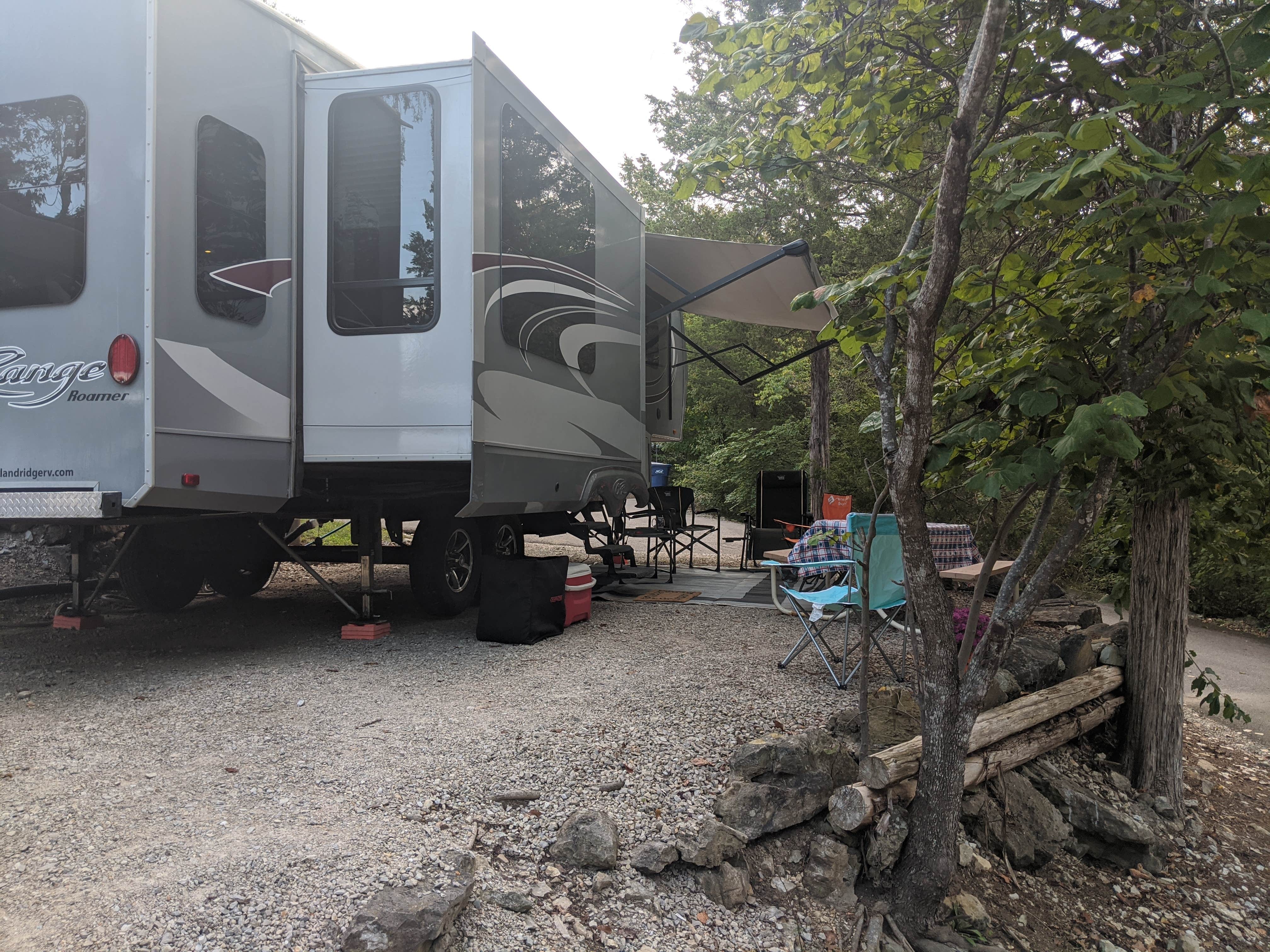 Camper submitted image from Branson Shenanigans RV Park - 5