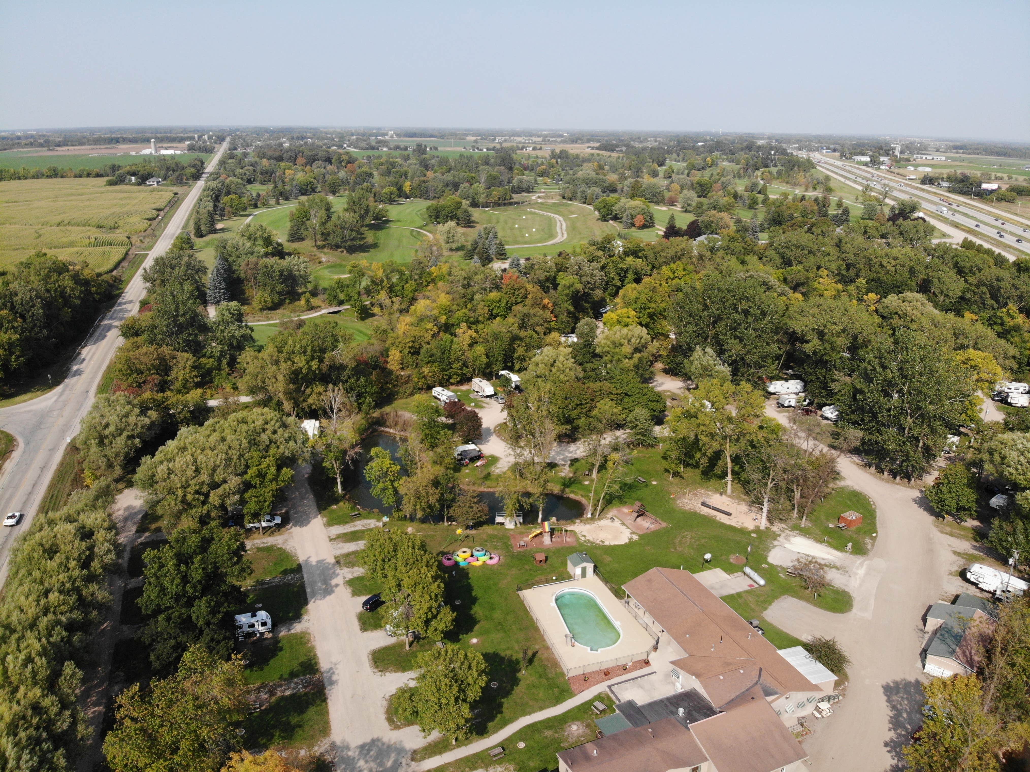 Camping near Rainbows End Campground: Apple Creek Campground, Kaukauna, Wisconsin