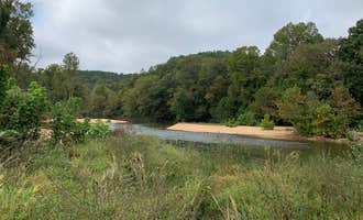 Camping near Jacks Fork Canoe Rental and Campground: Sinking Creek Backcountry Camping — Ozark National Scenic Riverway, Eminence, Missouri
