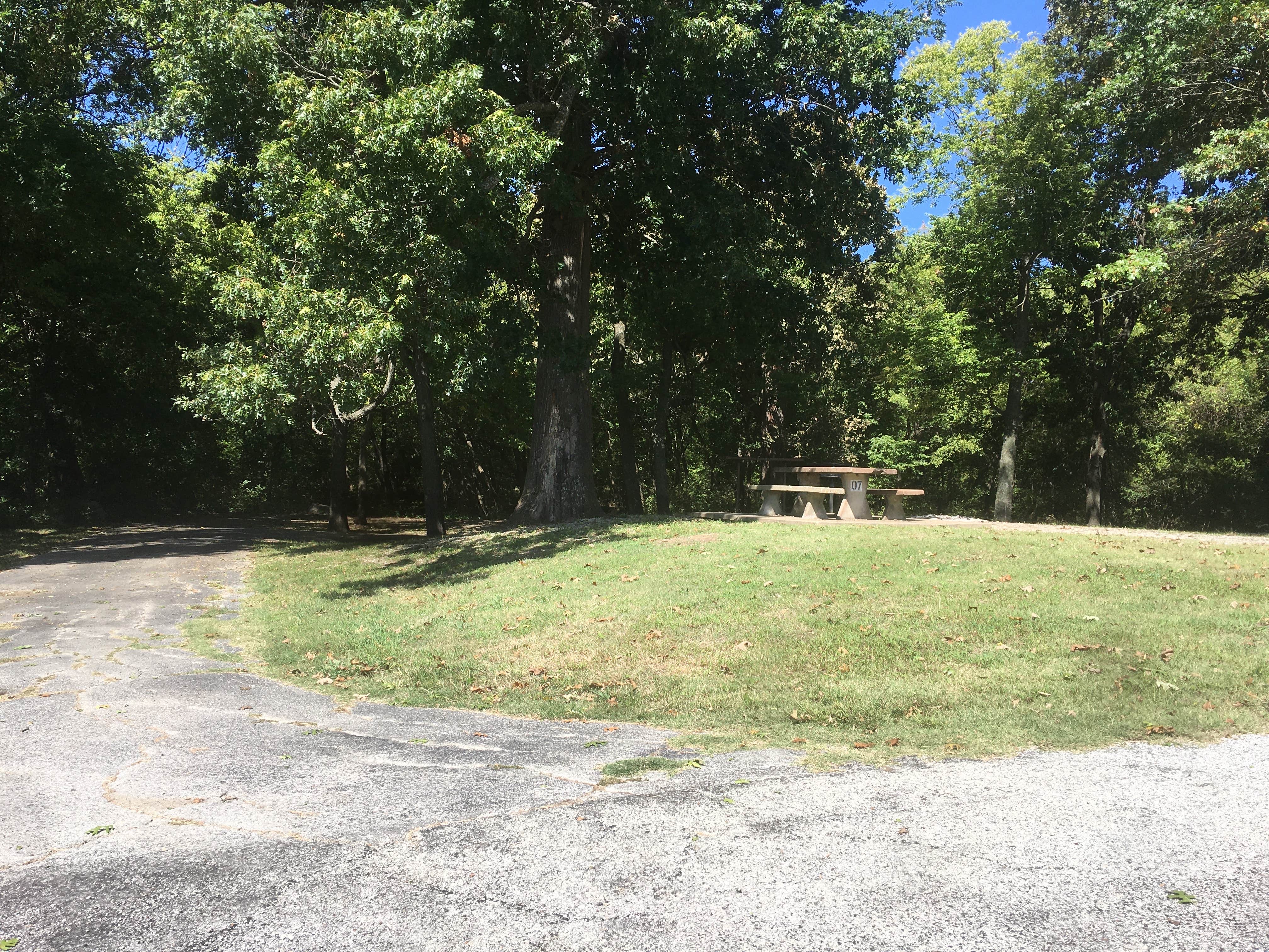 Camping near Christ Outpost RV Park: Verdigris River, Oologah, Oklahoma