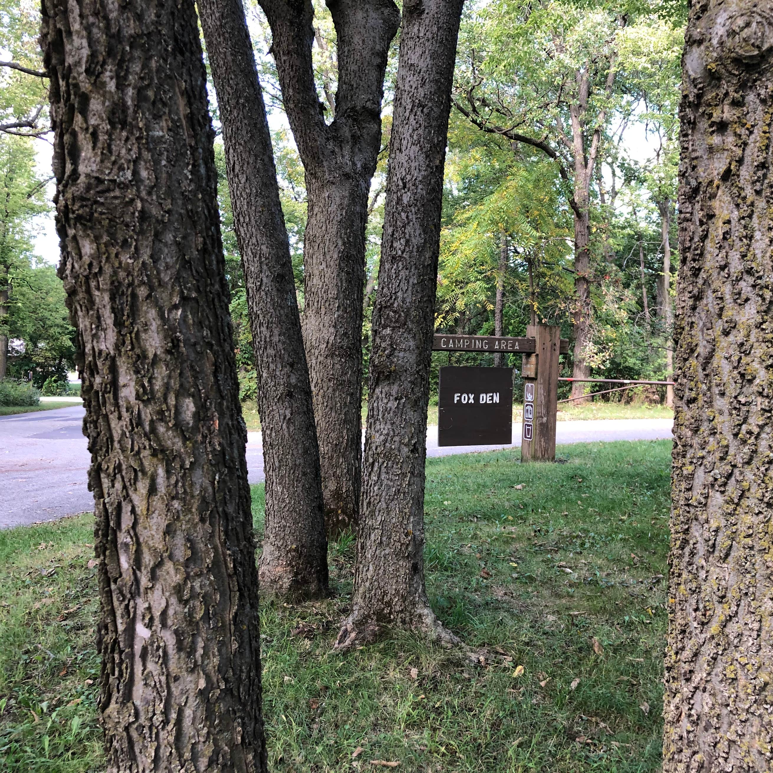 Fox Den Campground Chain O Lakes State Park Camping The Dyrt