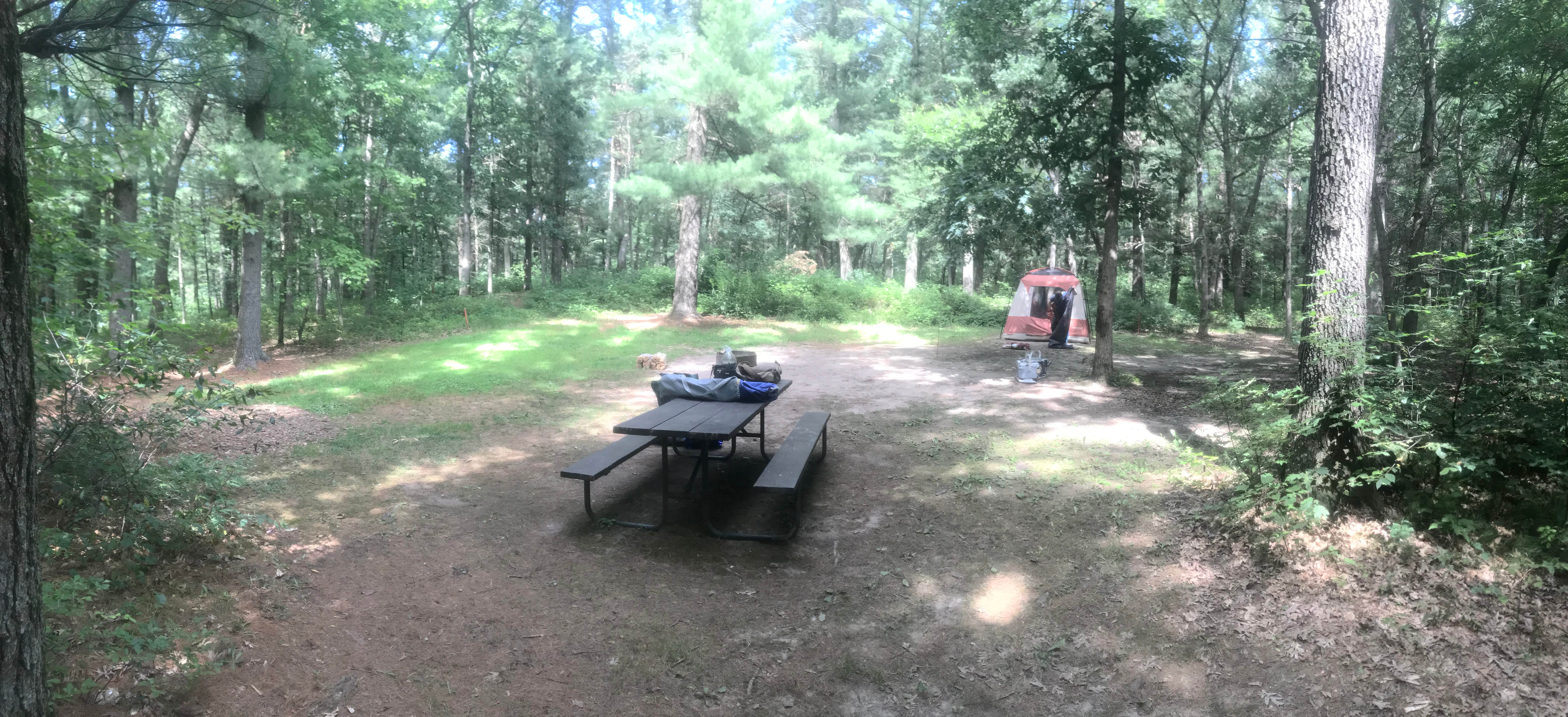 Camping near Sandstone Ridge Campground — Mirror Lake State Park: Cliffwood Campground — Mirror Lake State Park, Lake Delton, Wisconsin