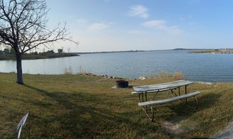 Camping near Woodland Hills — Milford State Park: Prairie View — Milford State Park, Milford Lake, Kansas