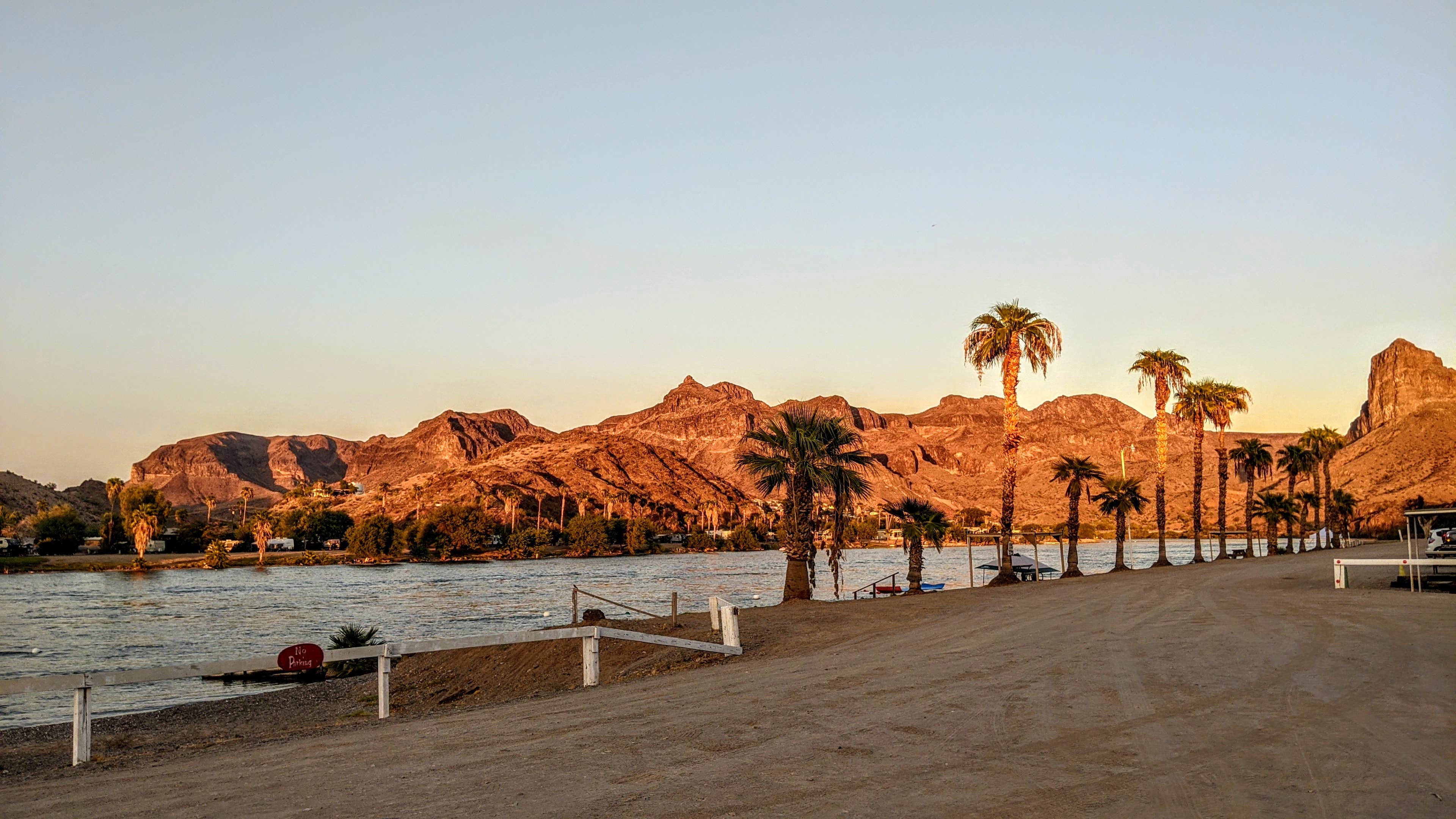 Camping near Buckskin Mountain State Park Campground: Castle Rock Shores, Parker Dam, Arizona