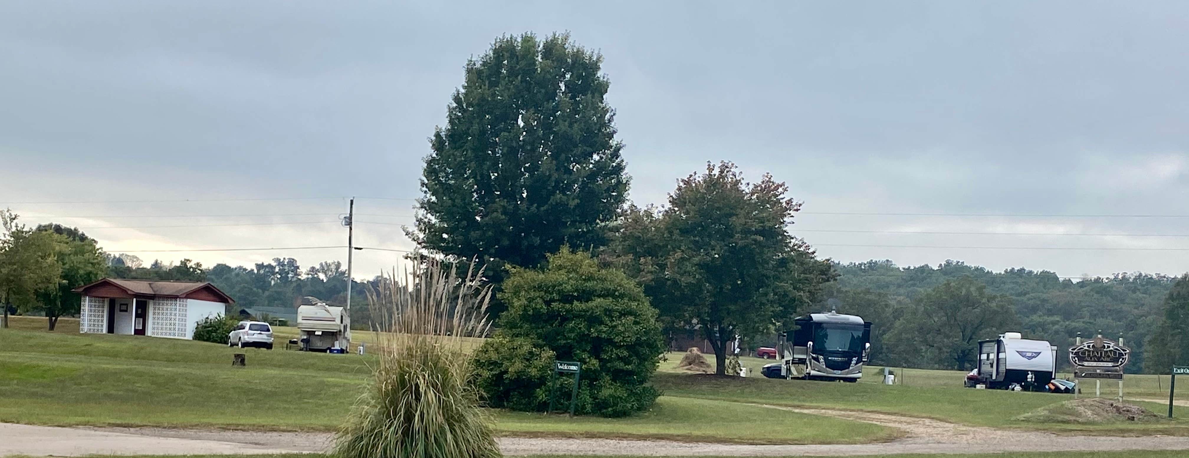 Camping near Aux Arc: Chateau Aux Arc, Alix, Arkansas