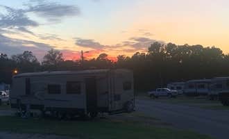 Camping near Lake Park Campground: Valdosta Oaks RV Park, Valdosta, Georgia