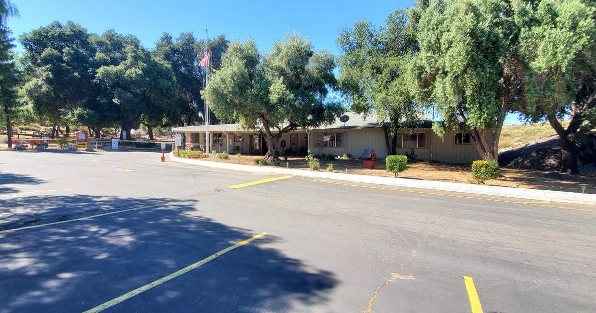 Tucalota Springs RV Resort & Campground