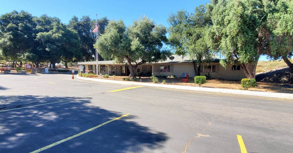 Tucalota Springs RV Resort & Campground
