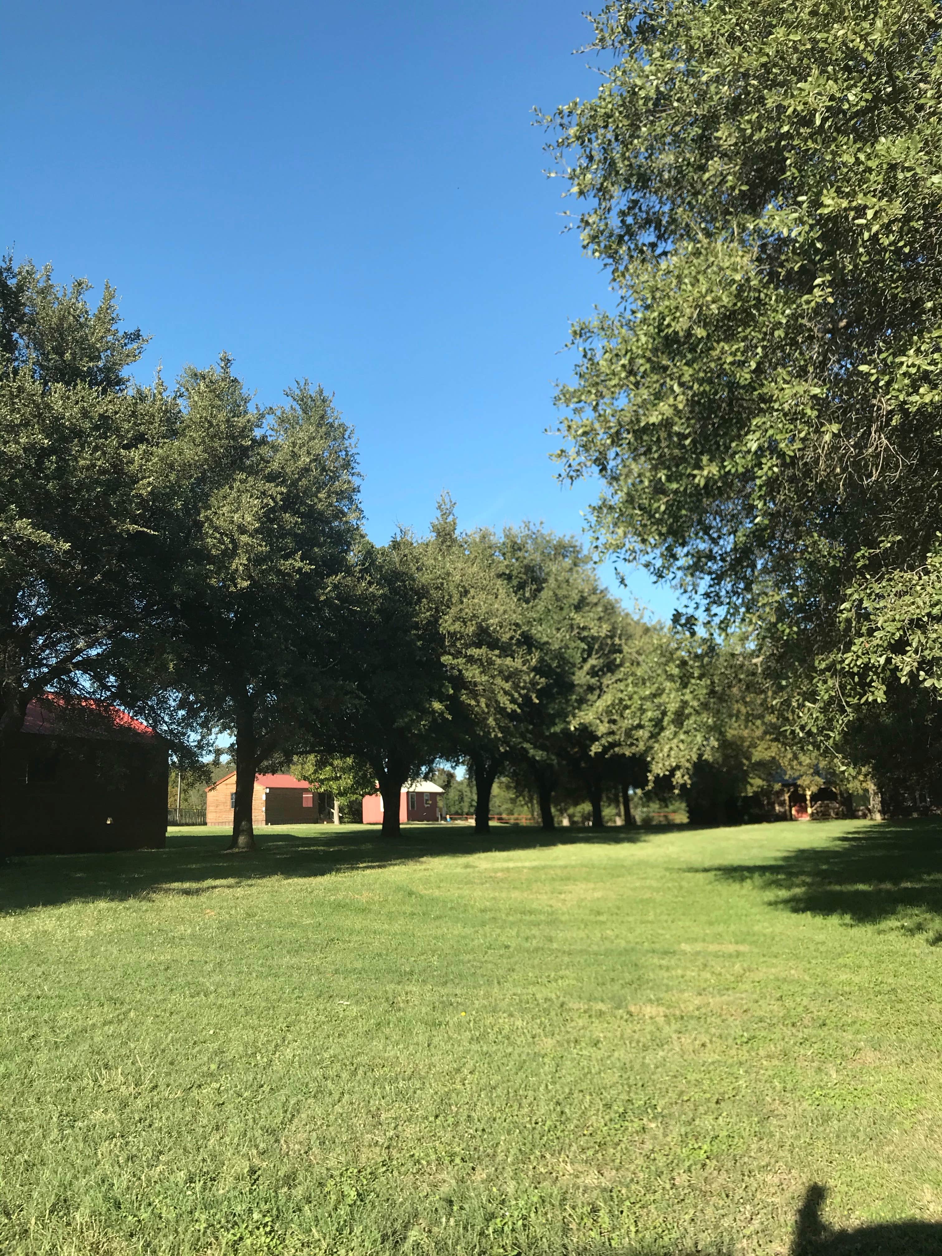 Camping near The River Bottom: Hoof Prints Ranch, Stephenville, Texas