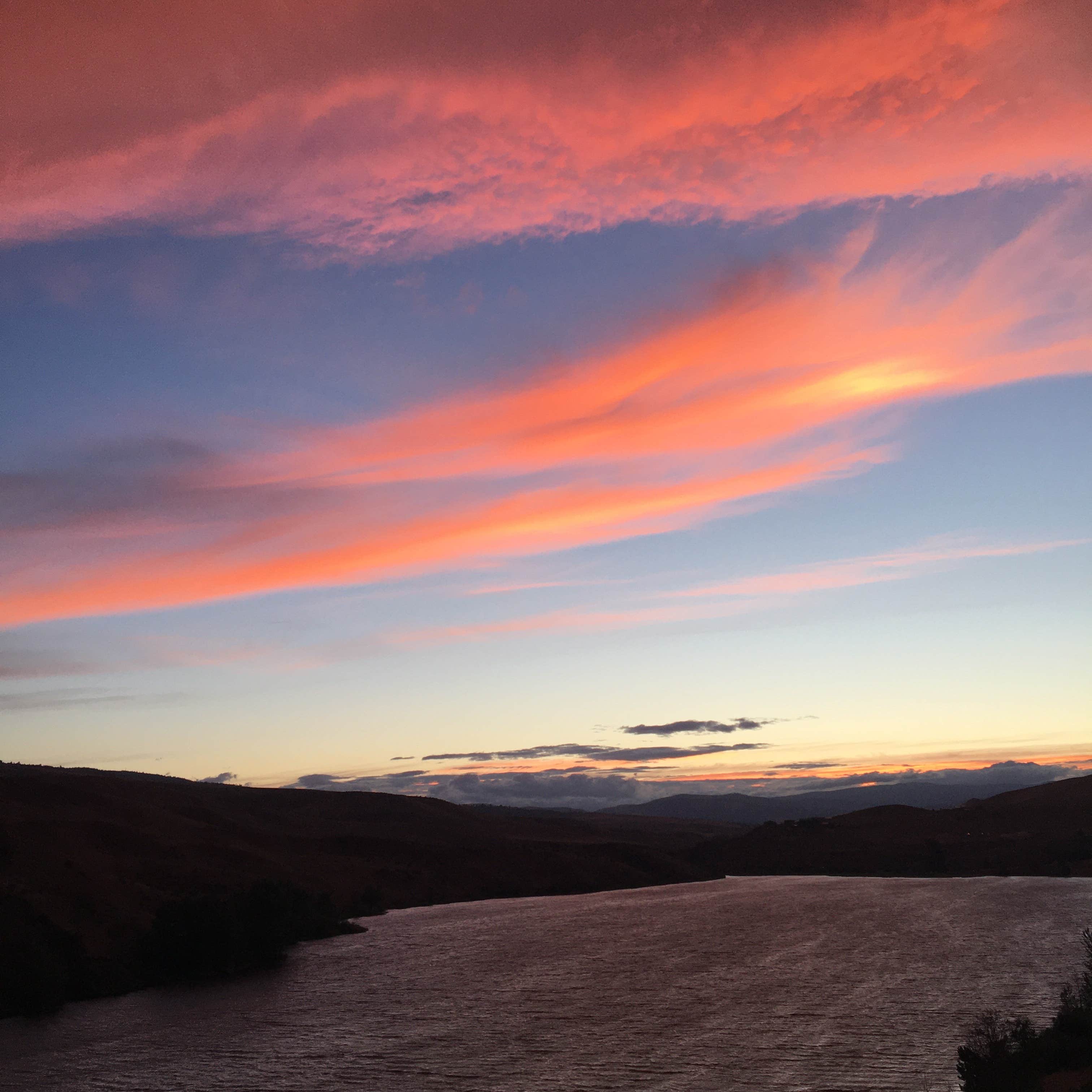 Camping near Yakima River Canyon Campgrounds (Umtanum, Lmuma Creek, Big Pines, Roza) — Yakima River Canyon: Stagecoach RV Park, Naches, Washington