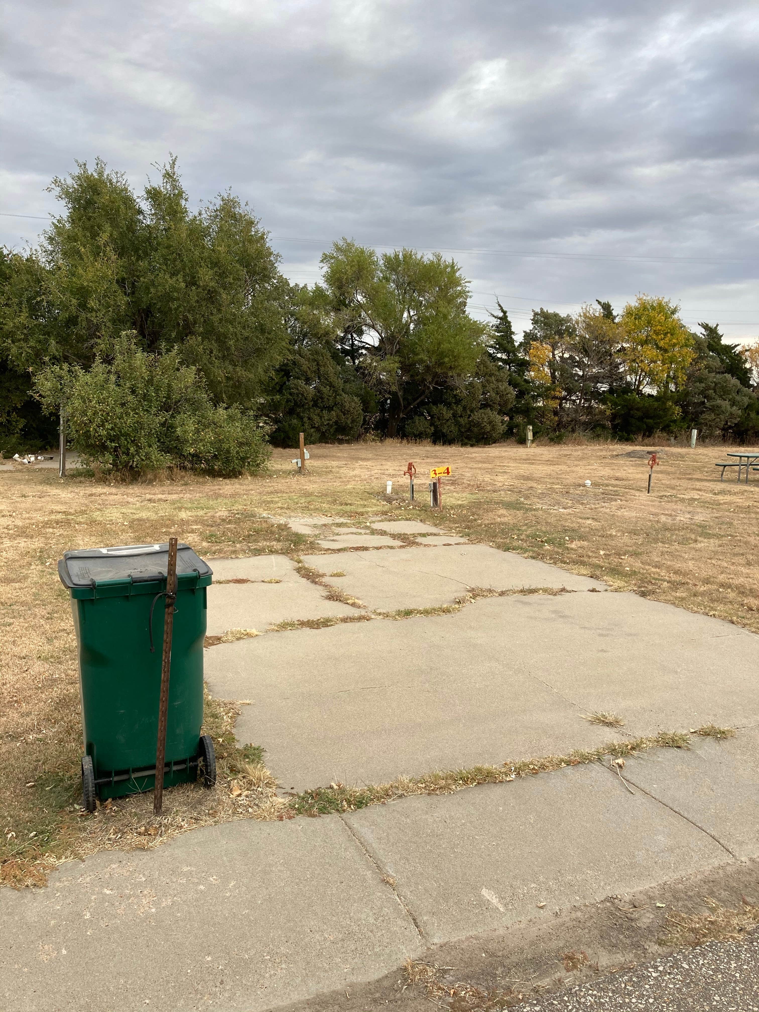 Camping near Sunflower RV Park: Fossil Creek RV Park, Dorrance, Kansas