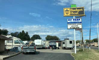 Camping near Covered Wagon RV Resort: Golden Wheat Budget Host and RV Park, Junction City, Kansas