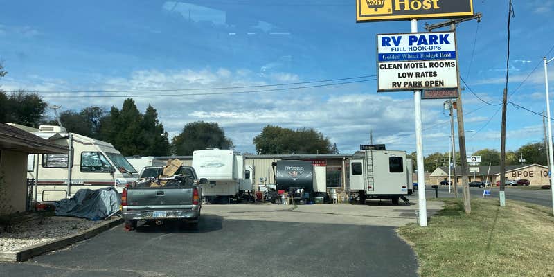 Camper submitted image from Golden Wheat Budget Host and RV Park