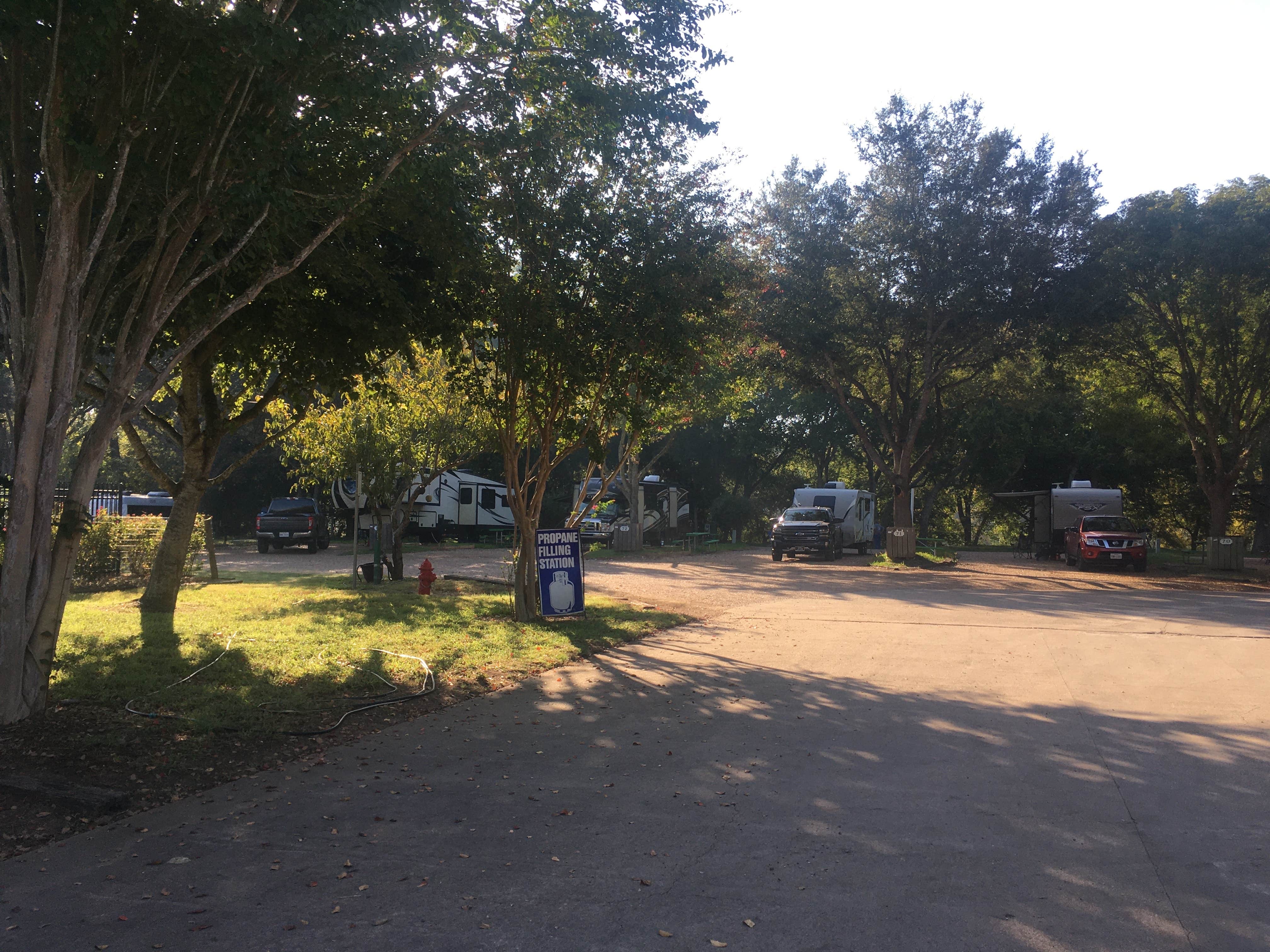Camper submitted image from Colorado Landing RV & Mobile Home Park - 3