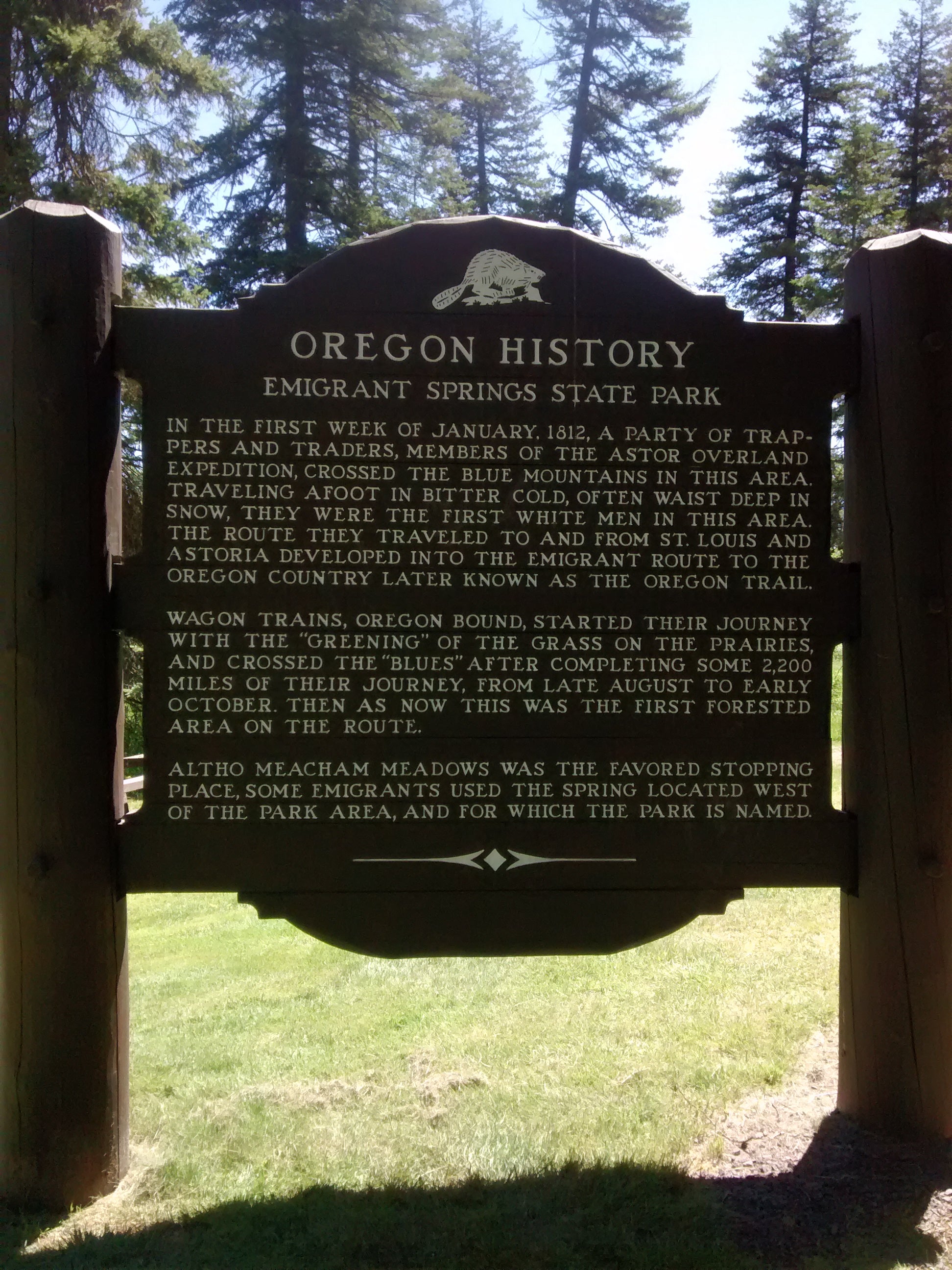 Welcome sign with Heritage information
