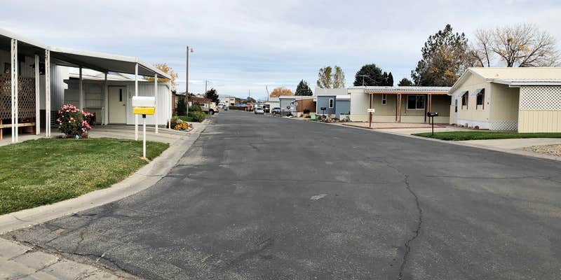 Camper submitted image from Treasure Valley Mobile Village