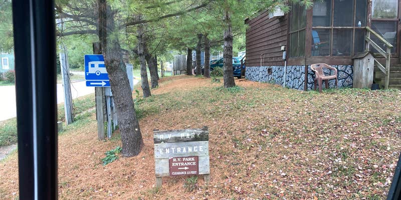 Camper submitted image from Grand Trails RV Park