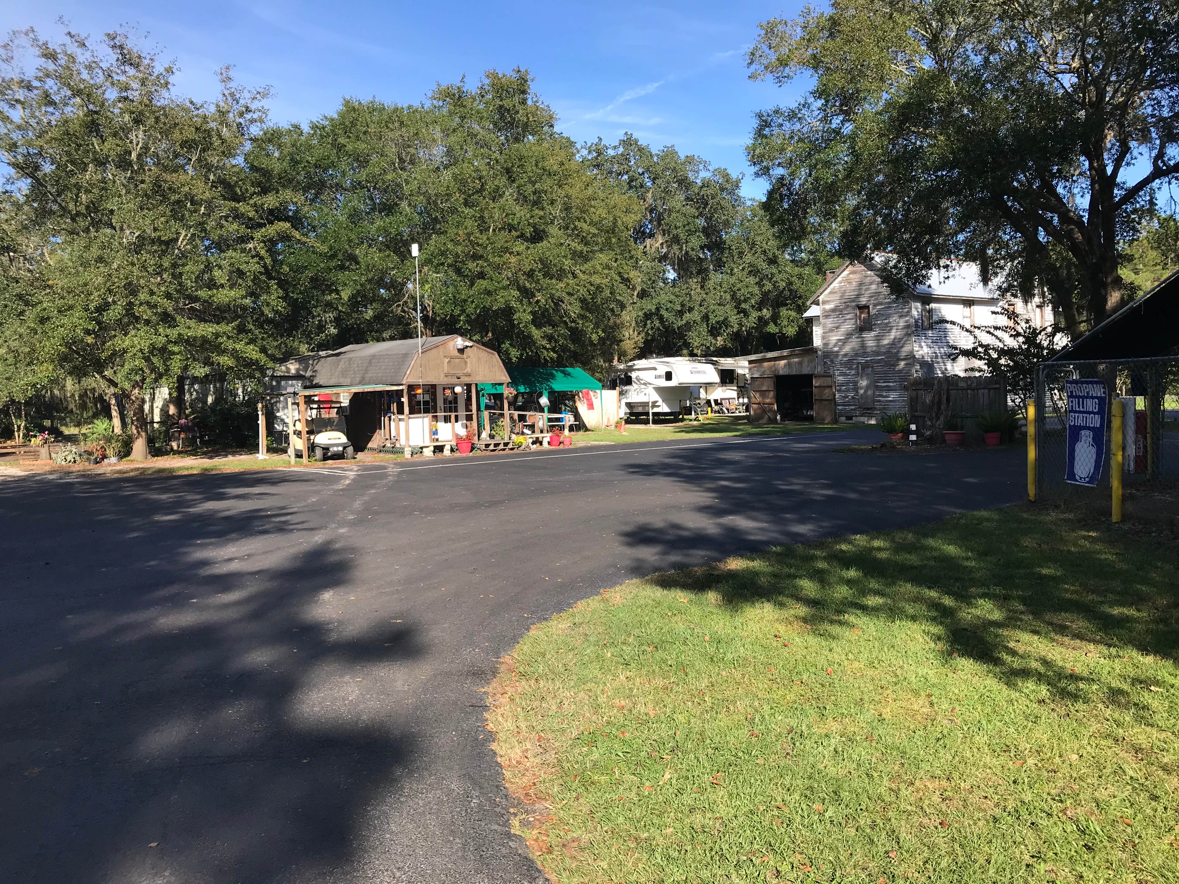 Camper submitted image from A Big Wheel RV Park - 5