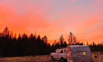 Camping near Burnt Ranch Road/Bridge Creek (Painted Hills): Ochoco National Forest, Mitchell, Oregon