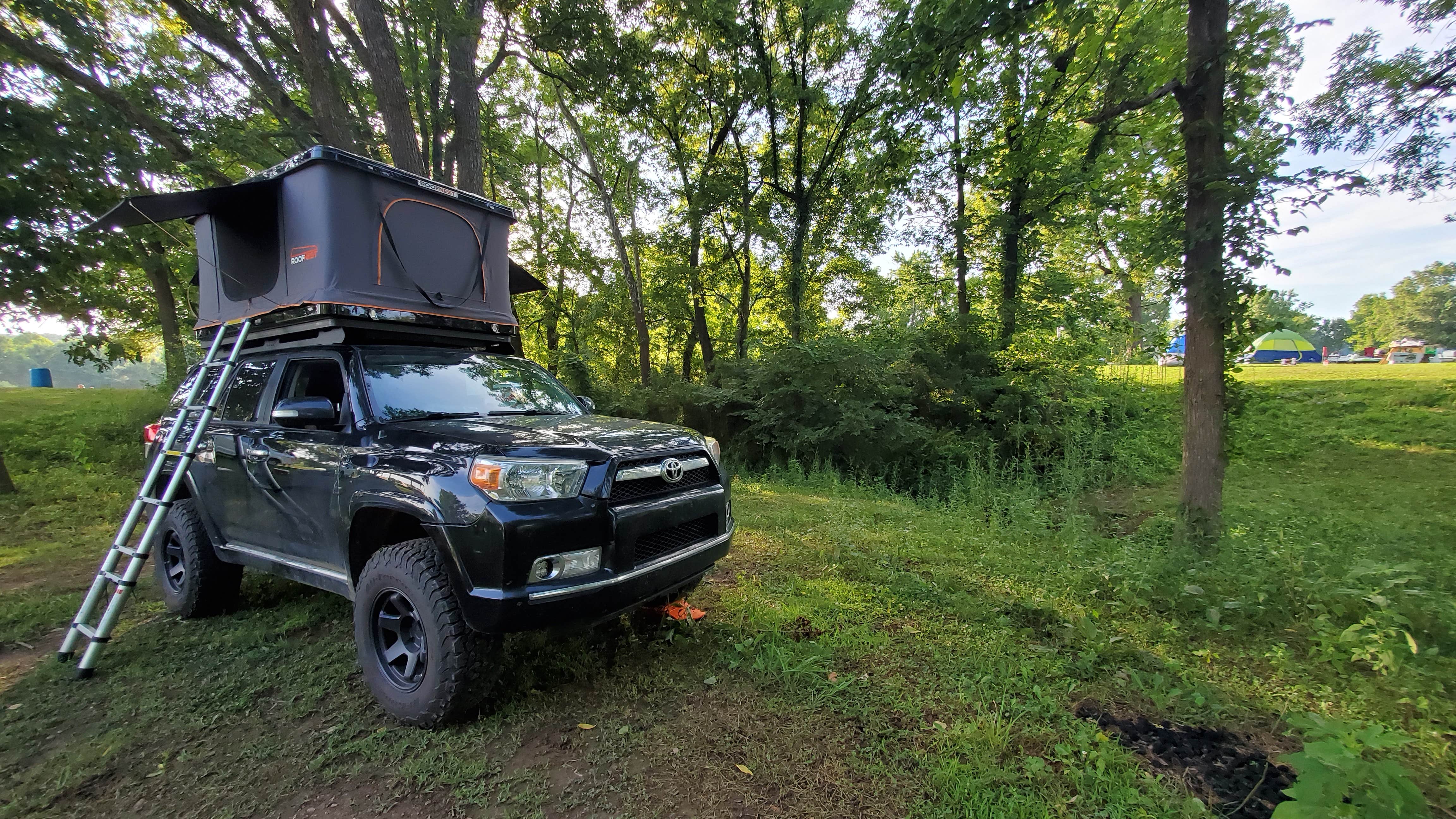 Camping near Sparrow Hawk Camp: Diamondhead Resort, Tahlequah, Oklahoma
