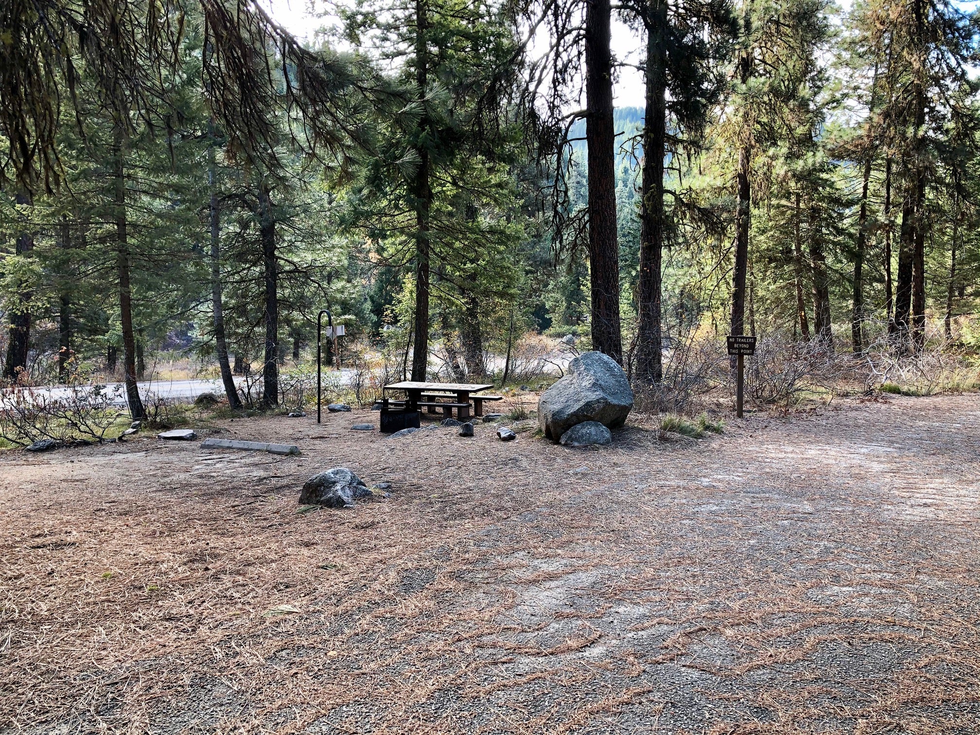 You can see how close this campground is to HWY 21