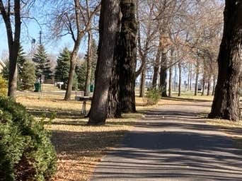 Camping near Red River State Recreation Area: Hatton Park Board Campground, Larimore, North Dakota